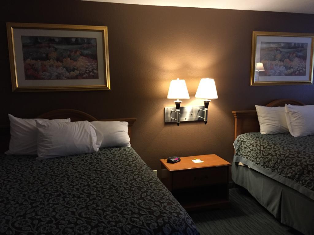 Days Inn By Wyndham New Braunfels Rum bild