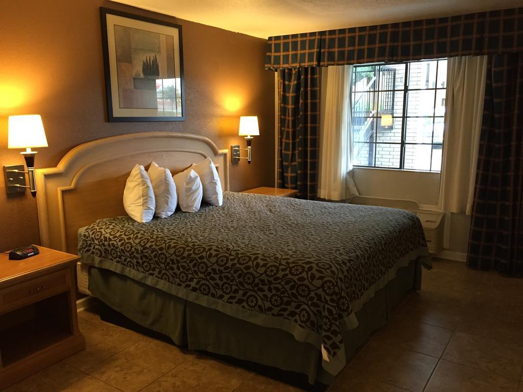 Days Inn By Wyndham New Braunfels Rum bild